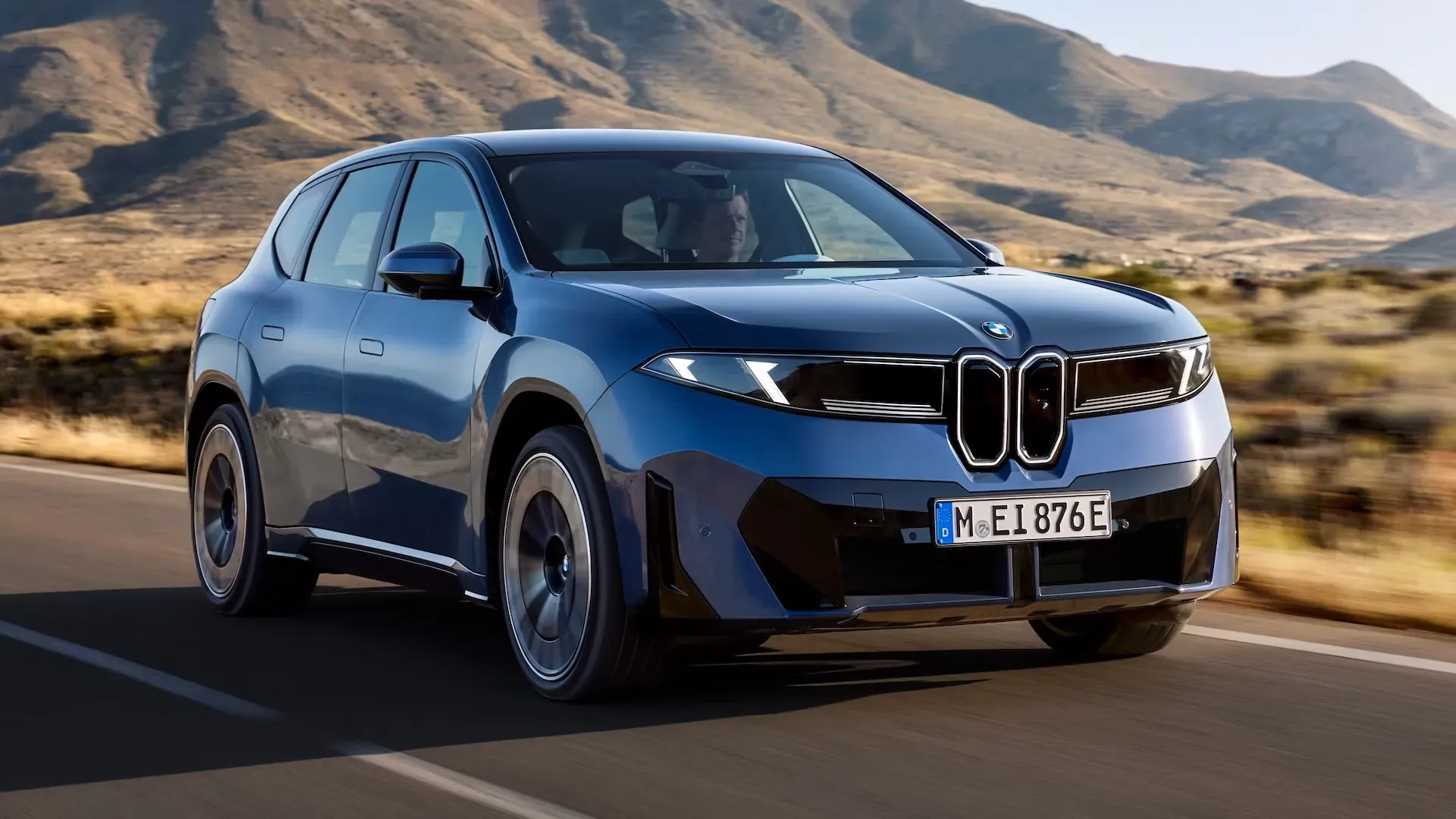 BMW iX3 — Familiar Shape, Smarter Soul