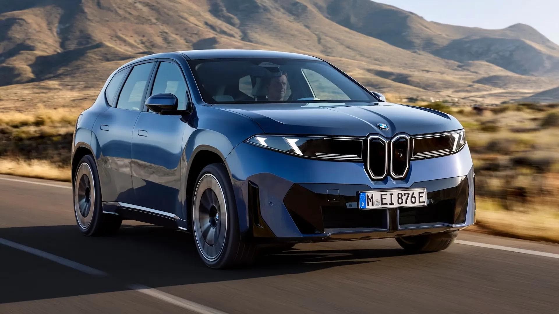 BMW iX3 — Familiar Shape, Smarter Soul